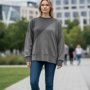 Vintage Women’s Gray Striped Colorblock Boxy Sweater